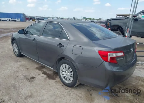 2013 Toyota Camry Le z USA, uszkodzony, nr VIN 4T4BF1FK7DR322107
